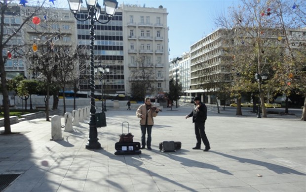 07-01-15syntagma03